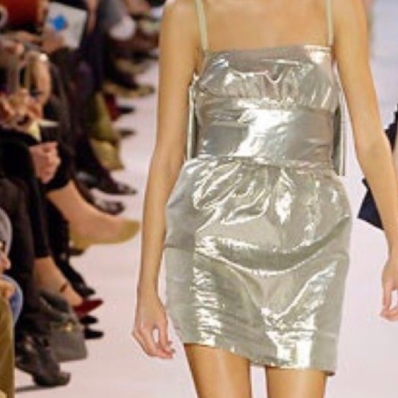 STELLA MCCARTNEY🔥CHAMPAGNE SILVER MINI DRESS 🔥 Stunning “Party Ready” Dress 🔥 - Picture 6 of 13